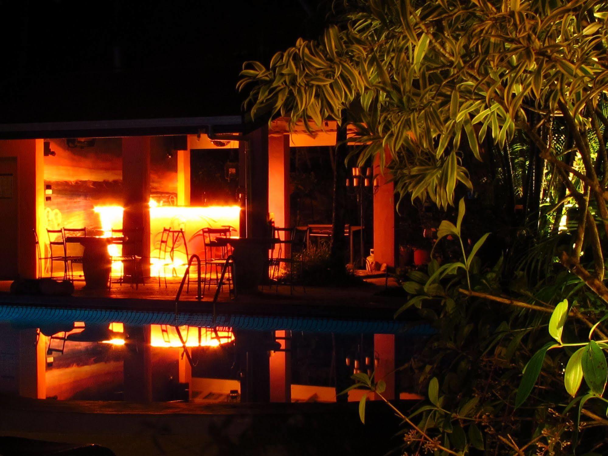 Pink Flamingo Resort Port Douglas Esterno foto